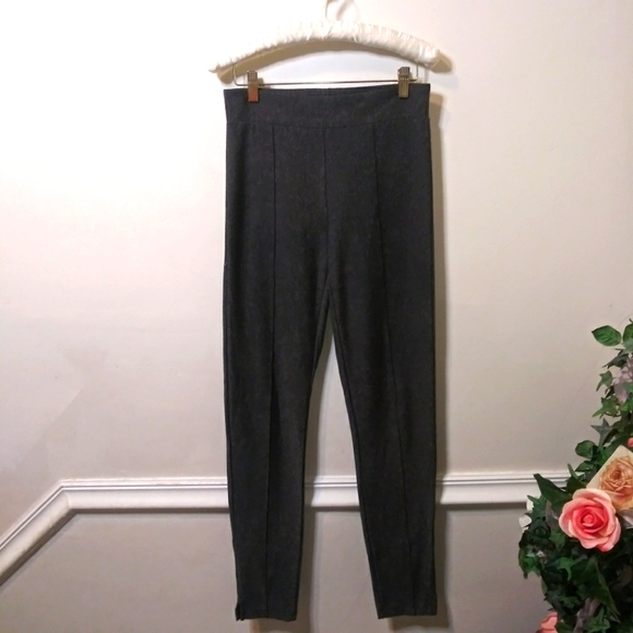 HUE Charcoal Colored Faux Denim Seamed Leg, Split Ankle Leggings - Picture 1 of 10